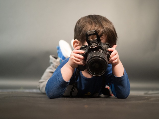 5 Ways To Begin Teaching Photography To Kids